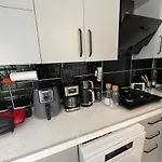 Denize 5 Dk Yuerueme Mesafesinde Kus-ar Sitesi Feriehus *