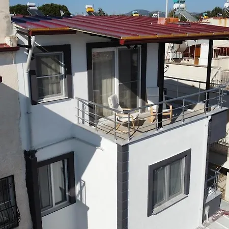 Denize 5 Dk Yuerueme Mesafesinde Kus-ar Sitesi Holiday home