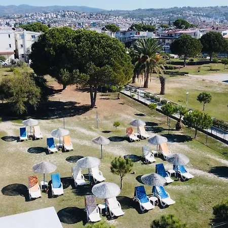 Holiday home Denize 5 Dk Yuerueme Mesafesinde Kus-ar Sitesi *