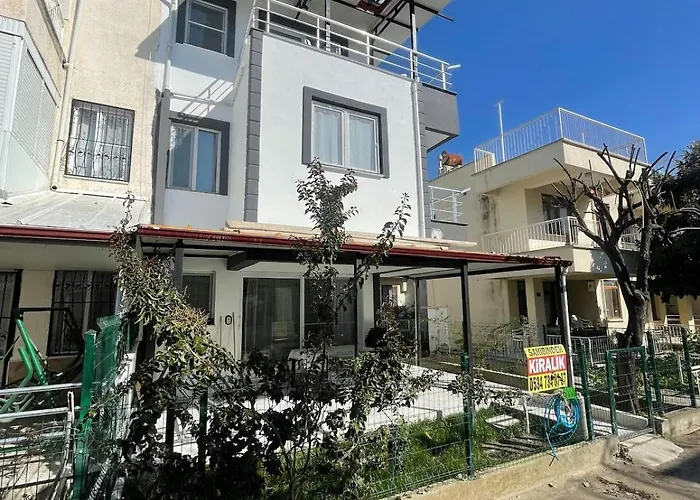 Denize 5 Dk Yuerueme Mesafesinde Kus-ar Sitesi بيت للعطل
