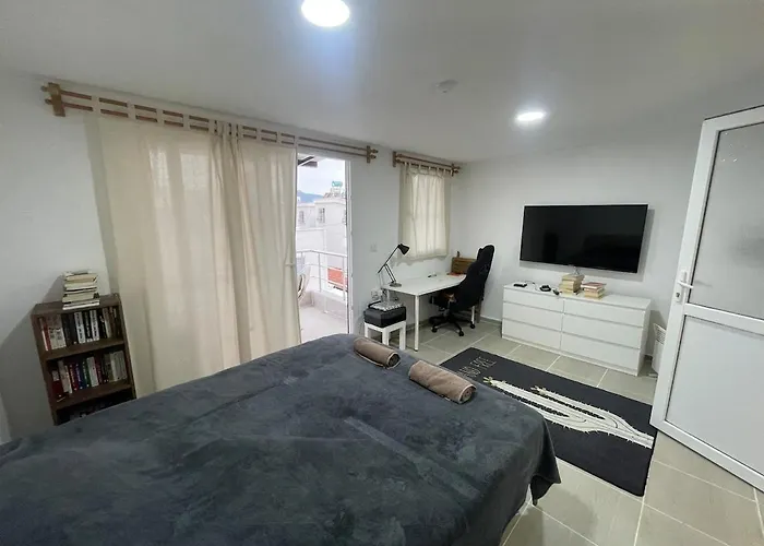Denize 5 Dk Yuerueme Mesafesinde Kus-ar Sitesi بيت للعطل