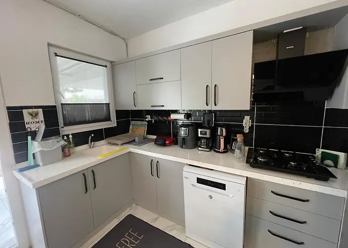 بيت للعطل Denize 5 Dk Yuerueme Mesafesinde Kus-ar Sitesi