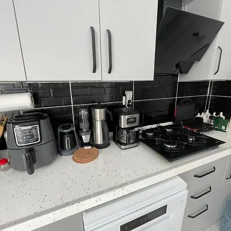 Denize 5 Dk Yuerueme Mesafesinde Kus-ar Sitesi Ferienhaus Kusadası