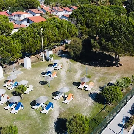 Denize 5 Dk Yuerueme Mesafesinde Kus-ar Sitesi Ferienhaus