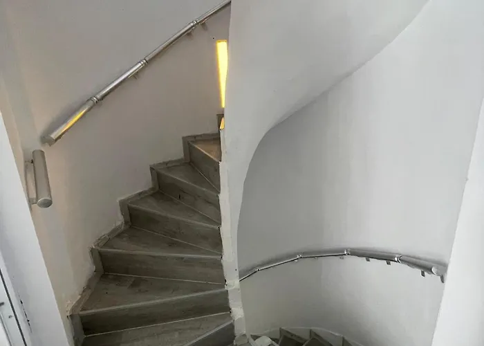 Denize 5 Dk Yuerueme Mesafesinde Kus-ar Sitesi 度假居